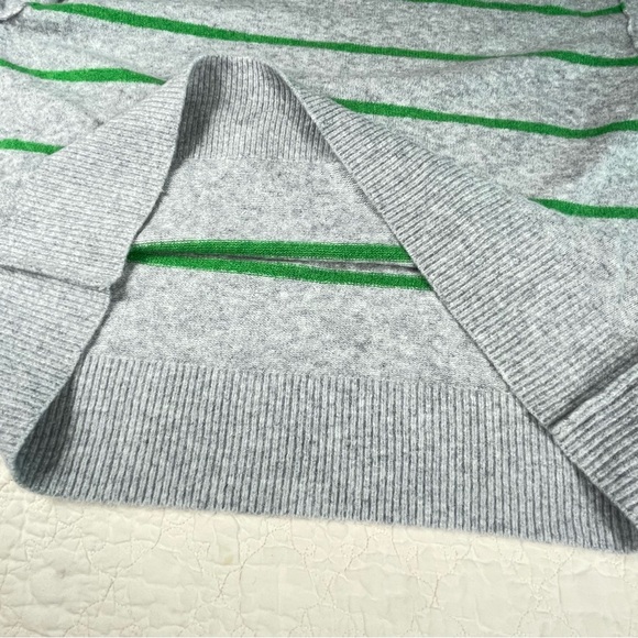 🔥SOLD 🥰NWT Aerie Unreal Sweater Striped Super Soft cozy soft & Lightweight M - Picture 8 of 14